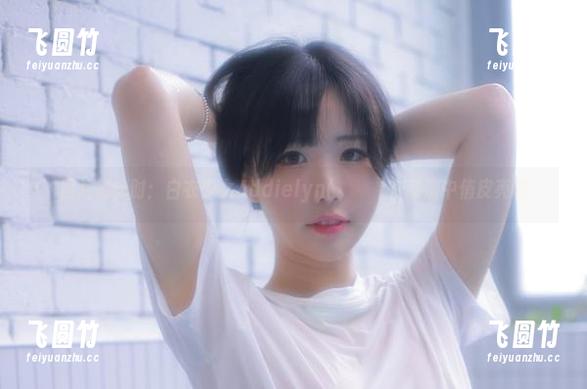 照片倒计时：白衣少女Addielyn(에디린)在高清中俏皮亮相