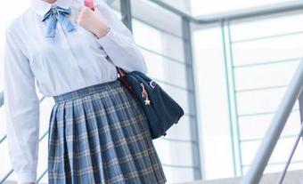 精选图包直击女人心，Akisoso秋楚楚的女神形象宛如谜一般迷人！