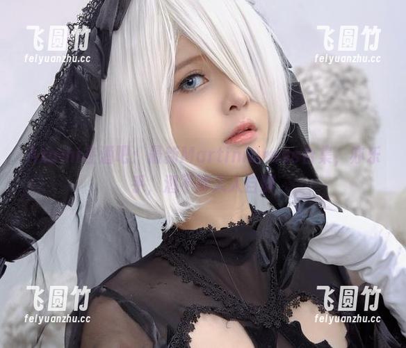 Azami在酒吧：最新MartiniDress合集，亦乐乎，酒不醉人人自醉