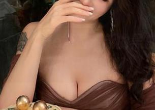 微密圈 - Jessie婕西最新的黑白写真，诱惑不止于表面啊。