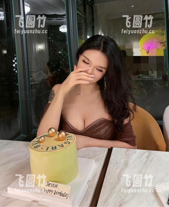Jessie婕西 微密圈 - Jessie婕西最新的黑白写真,诱惑不止于表面啊。
