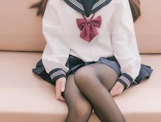 喵糖映画：美图里的jk制服少女，黑丝比巧克力还甜！