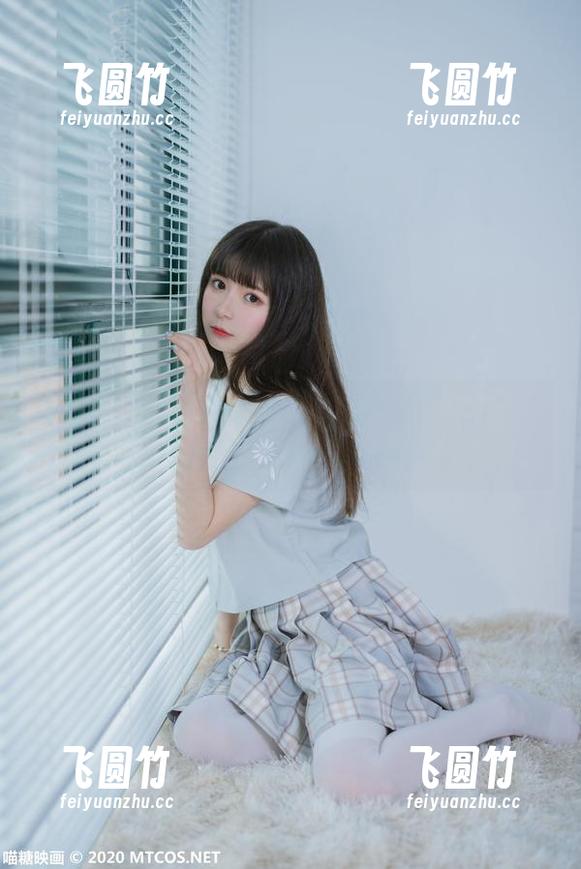 MTYH喵糖映画 我这也许是要被妹妹的白色毛衣给迷住了,美图直接收好,喵糖映画真会玩。