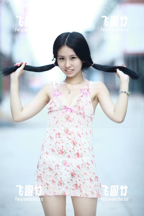 QingDouKe青豆客-黄可christine QingDouKe青豆客 - 黄可christine的办公室,不只是办公,作品让人意外不停,来一探究竟吧!