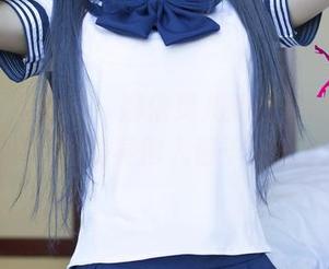 UGirls尤果网 - 娜依灵儿的自拍让我想问，图库里的其他人都干嘛去了？