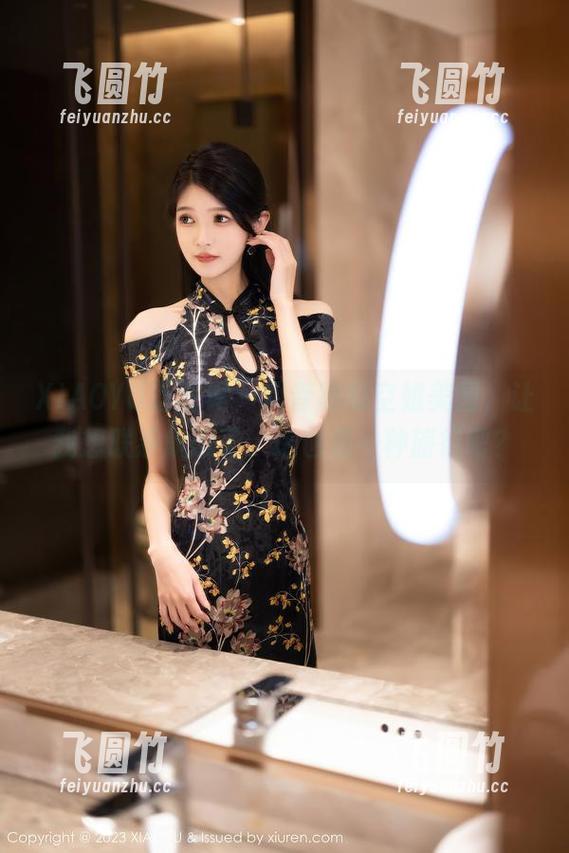 XIAOYU语画界 - 月音瞳的空姐美图，让我想联系航班了，这也是一种旅行吧？