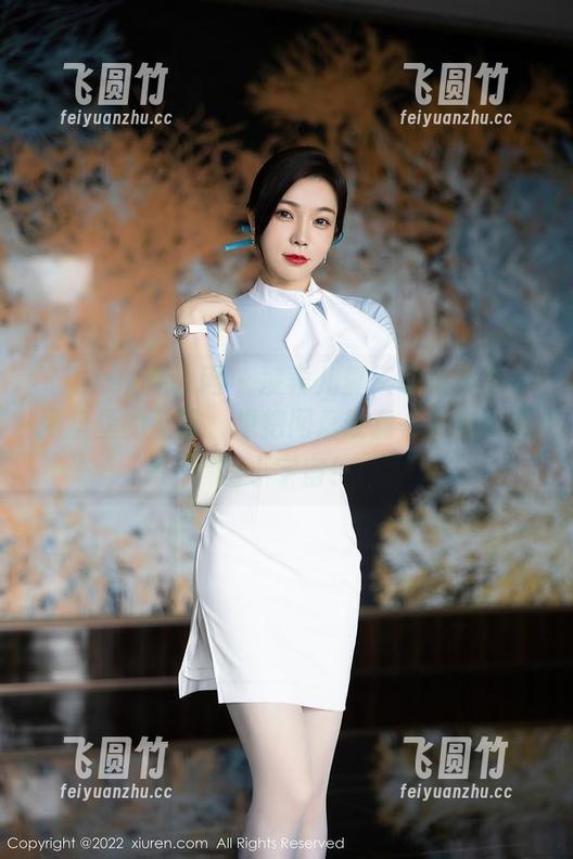 Xiuren秀人网 - 凌希儿夏天写真分享：网盘里的美好，想把网盘硬盘一并送给我的小宇宙！