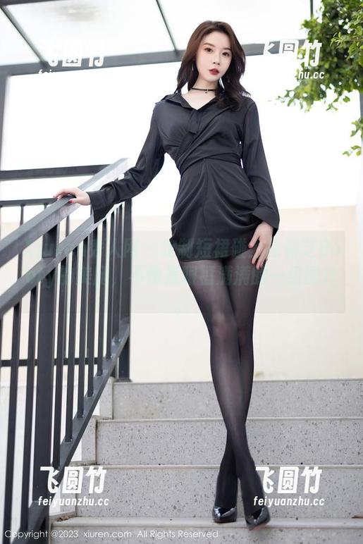 Xiuren秀人网-徐莉芝Booty Xiuren秀人网 - 定制短裙碰上徐莉芝Booty的美腿,不愧是眼福满满的一组图片。
