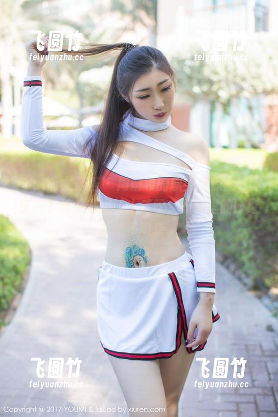 YouMi尤蜜荟-周妍希 YouMi尤蜜荟 - 周妍希的职业装原图,分享一下她的穿搭让人感叹,职场里的时髦真的不简单。