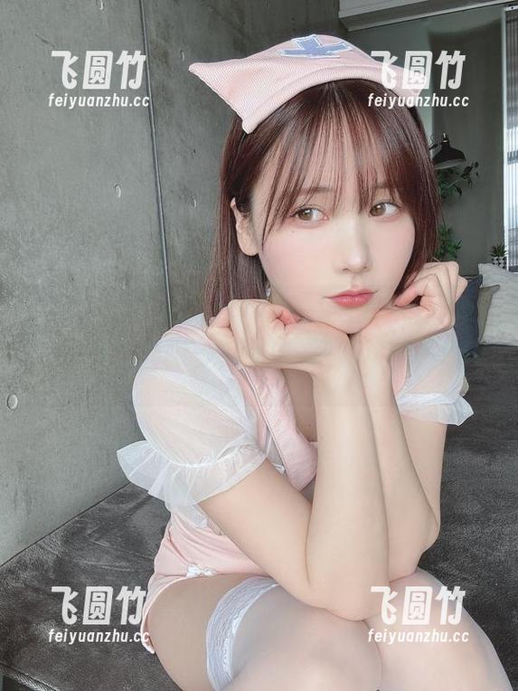 观看けん研(けんけん)的妄想图包，内心os：我的妄想有点回旧，这画风很熟悉啊。
