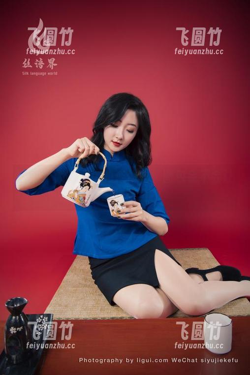 丽柜-司琪 丽柜 - 大咖司琪的连体衣:图包会不会让你思绪飘远?