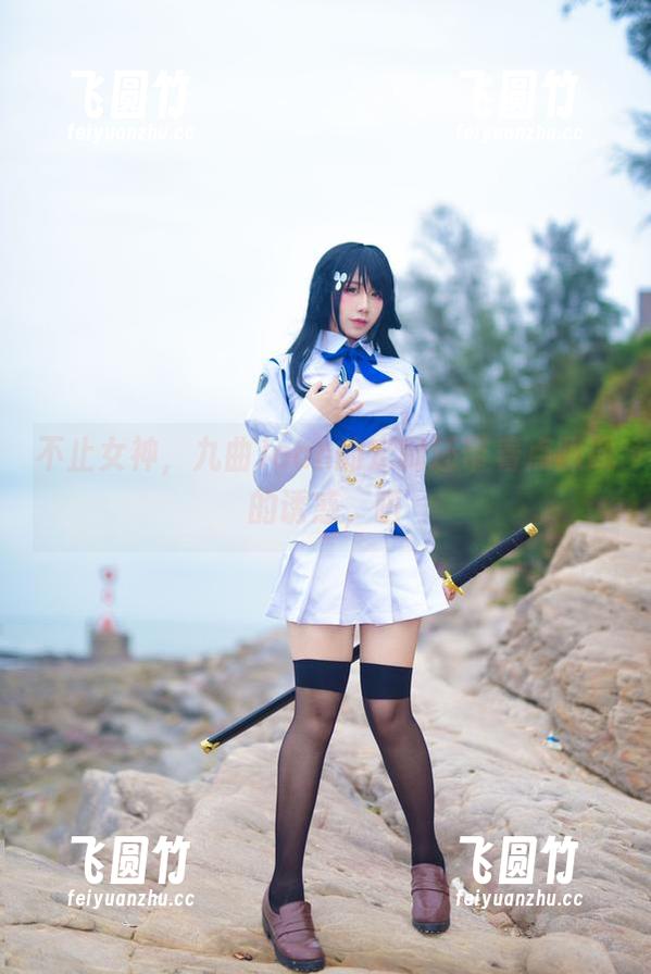 九曲Jean 不止女神,九曲Jean的定制还带着点朦胧的诱惑,唔