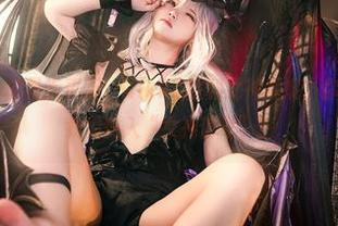 伊喵君_Nya的最近更新：Nikke胜利女神尤妮，你是不是打算给我们输入“女神信号”？