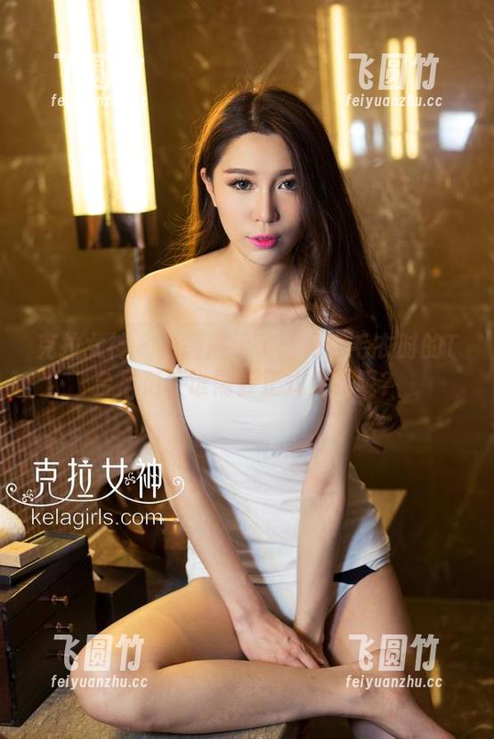 克拉女神 - 原图展示了芝月穿毛衣时的T台风范，谁需要正式走秀呢？
