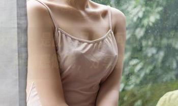 克拉女神 - 是的，又是苏可可的红裙美图，何必感慨呢，分享就完事了。