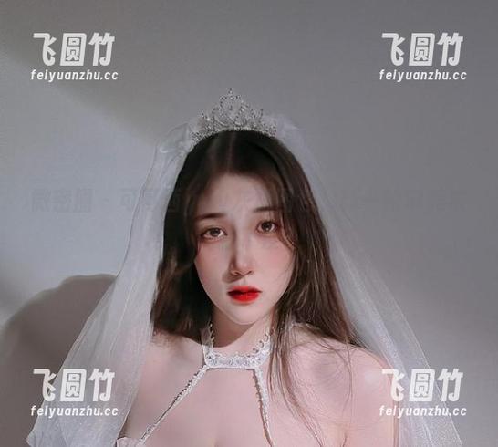 可可西yyy 微密圈 - 可可西yyy灰裙图包,新一轮审美被刷新了没?