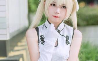 在线狂欢？看看向小圆的高清圣诞眼福