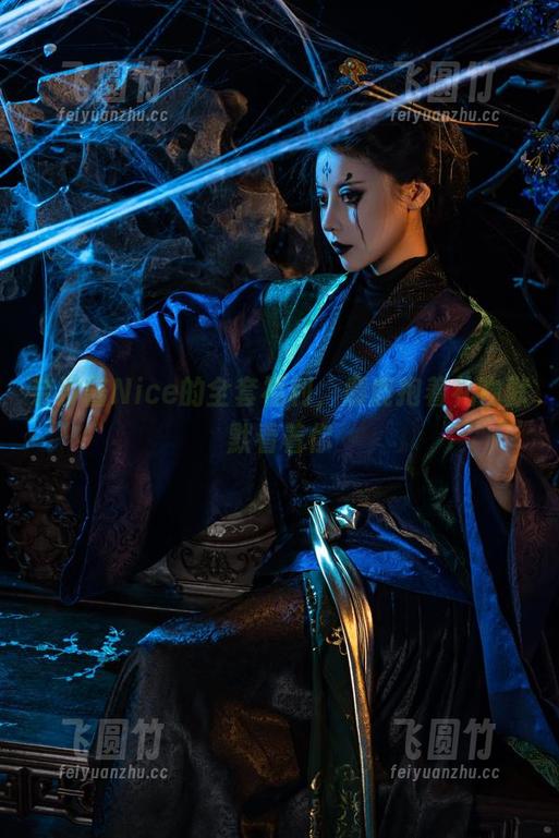 奈汐酱Nice 奈汐酱Nice的全套福利,麋鹿抱着礼物默默看着你