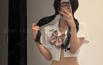 微密圈 - 不可思议的车内红丝写真，女刺客的下载时光机！