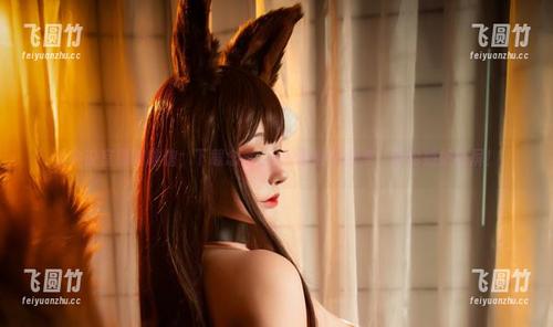 从会议室到咖啡馆，下载念念_D的职业装全集，随时嫉妒舔屏！