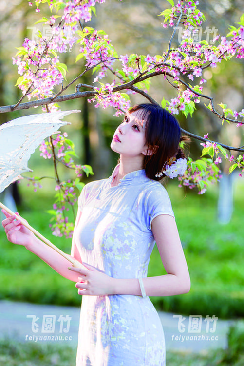 我对居家系的理解是舒舒服服，念雪ww的cos却让我重新审视