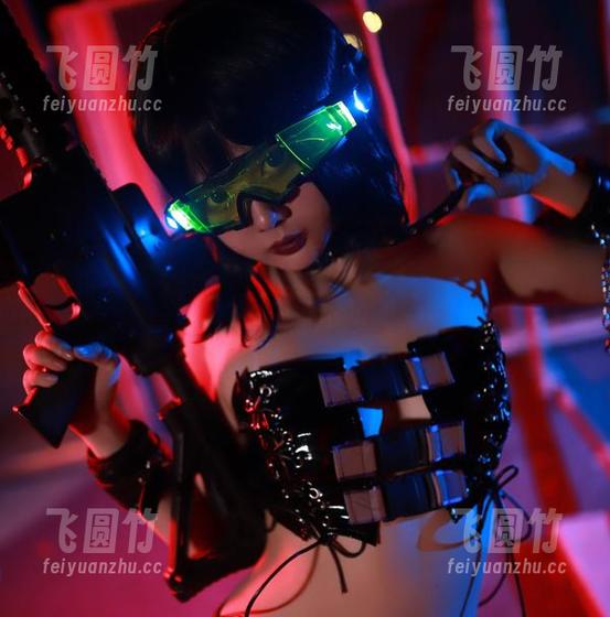 您的蛋蛋果然不负众望，旗袍武士娘的写真在网盘等你来挖掘哦！
