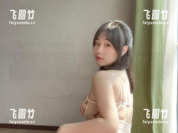 整理了一下，是一只废喵了Fantia最新图片更新，真有意思。