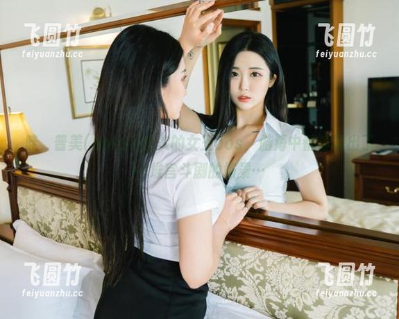 哇，普美(bomi)这次的女王cos，脑海中都浮现出了一堆宫斗剧的场景…