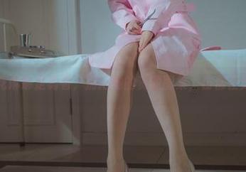 小巧的木花琳琳是勇者，拥抱她的资源图集，仿佛在舞动民国风