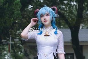 原图一次看个够，桃墨公子的睡衣写真给力