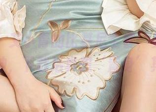 爱尤物 - 艾小青的比基尼全套，妥妥的沙滩女神，下载后真想‘置身’其中！