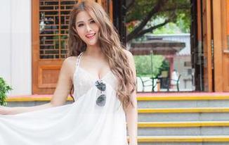 爱蜜社 - 乐乐Mango的私拍合集—裤里丝，欲望与日常的小碰撞？