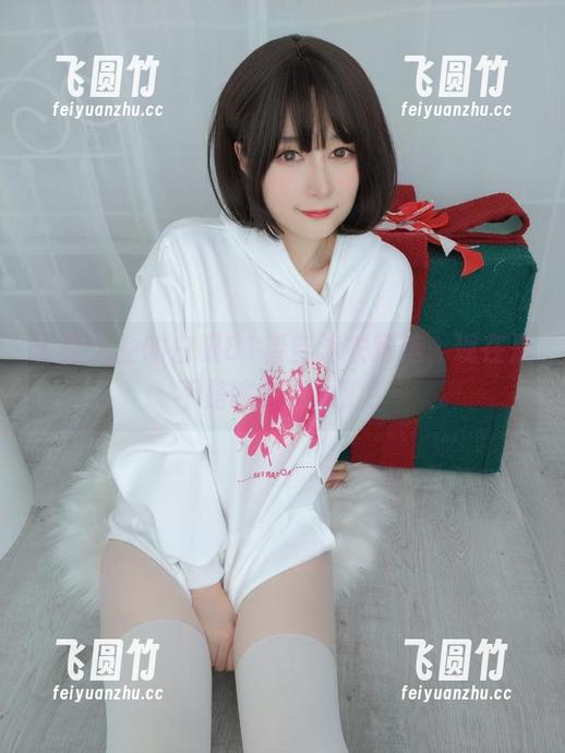 白银81 怀疑人生的白银81镂空泳衣精选,现在是不是该去海边了?