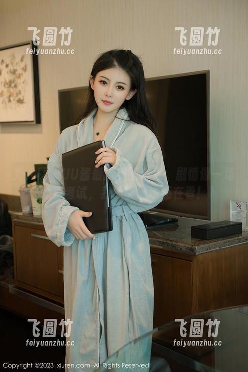 秀人网 - UU酱最新美图合集：剧情像一场大型考试，我的错题本还在看！