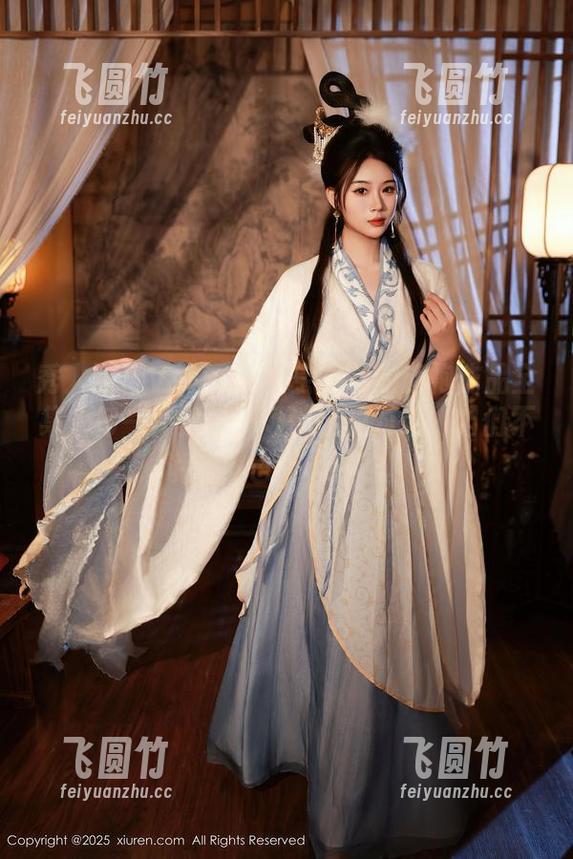 秀人网 - vetiver嘉宝贝儿的旗袍作品全集：每一件就像一场悄悄的对话，咱们不说话，也能get到。