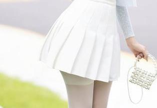 秀人网 - 卓芷伊EricA的万圣节：免费写真，言情风，鬼魂也要甜蜜