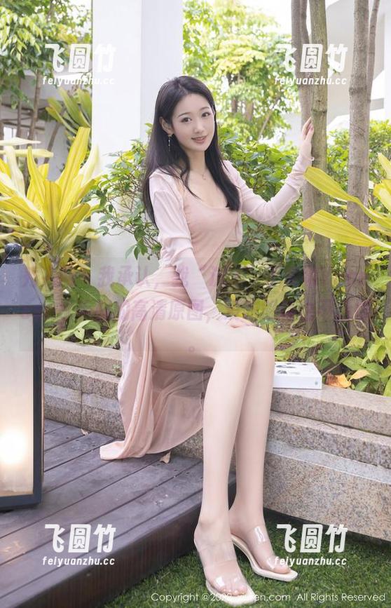 秀人网 - 我承认，我“沉迷”于梦娜Vanessa水手服的高清原图，没吃晚饭也不后悔。