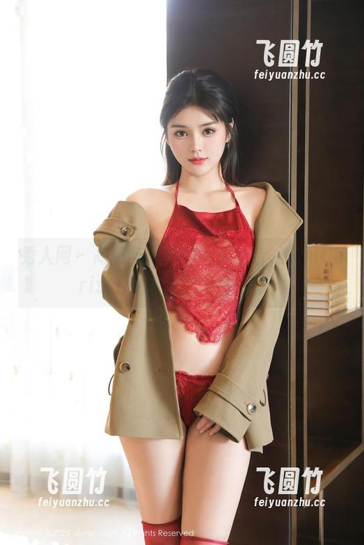 秀人网-黄可Christine 秀人网 - 高清与吊带的完美结合,黄可Christine这次显得特别撩人