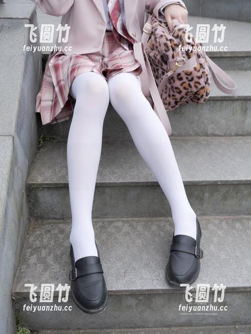 紧急企划 - 五更百鬼的教室探险，福利写真太好玩了！