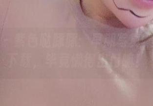 微密圈 - 紫色哒豚豚：早期写真集当然要下载，毕竟懒得出门嘛！