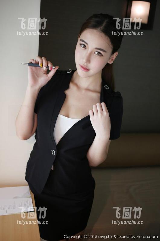 美媛馆-糯美子 美媛馆 - 每一张定制的眼镜照,糯美子都在用不同的语言跟大家闪耀呢!