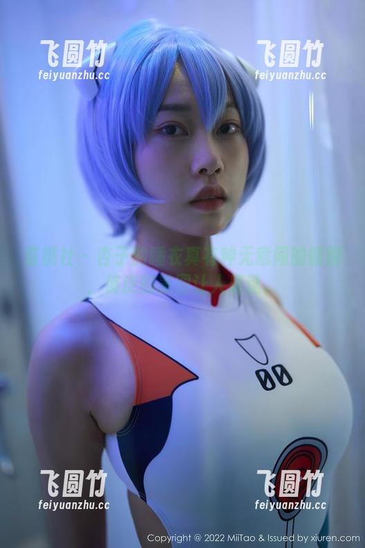 蜜桃社-杏子 蜜桃社 - 杏子的睡衣真有种无意间的慵懒,俏皮的美图让人着迷。