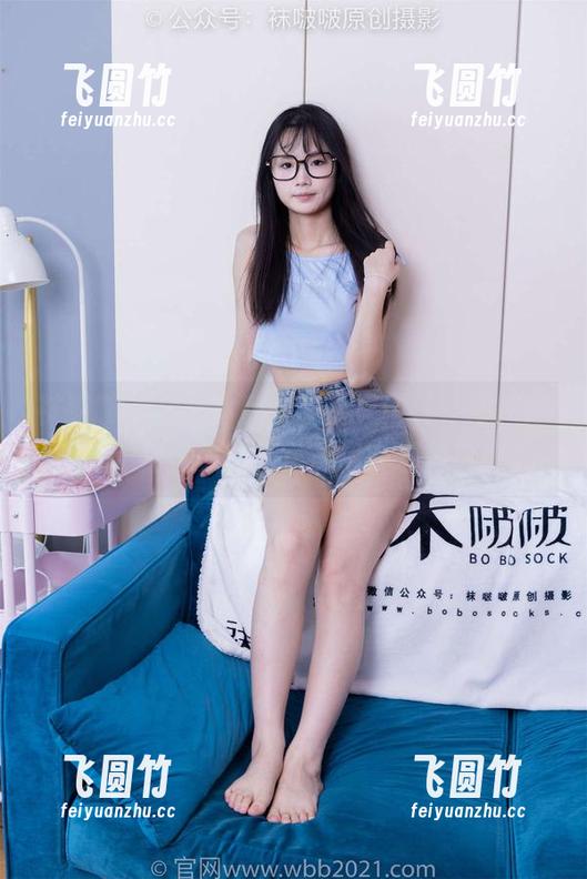 袜啵啵 - 精选小甜豆的油亮肉丝，细腻得让人想摇摇头，究竟影像中想传达啥？