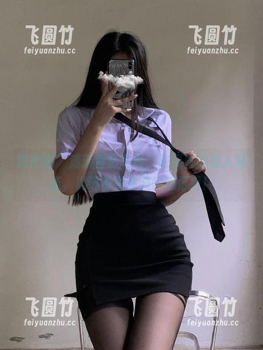 微密圈 - 清新背影写真，陈佩奇的迷人味道，满满都是校园的回忆啊！
