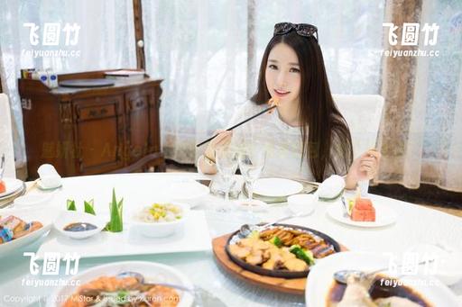 魅妍社 - Angela小热巴穿校服？免费图包，先下手为强！