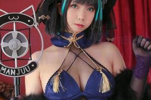 最佳海边风光？当然是魅瞳meroko的cos服和沙滩合影啦！