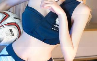 网袜很美，人更美！鹿八岁baby写真集让你对资源重新审视！